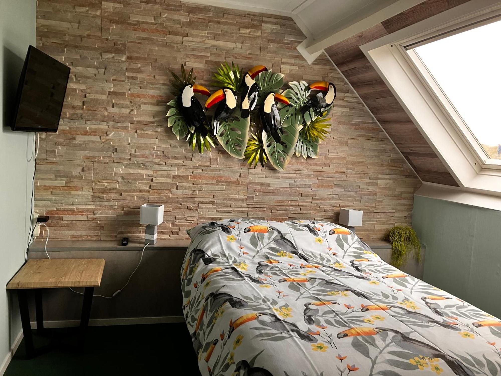 Hotel Dichtbijzee Oosterend  Eksteriør billede